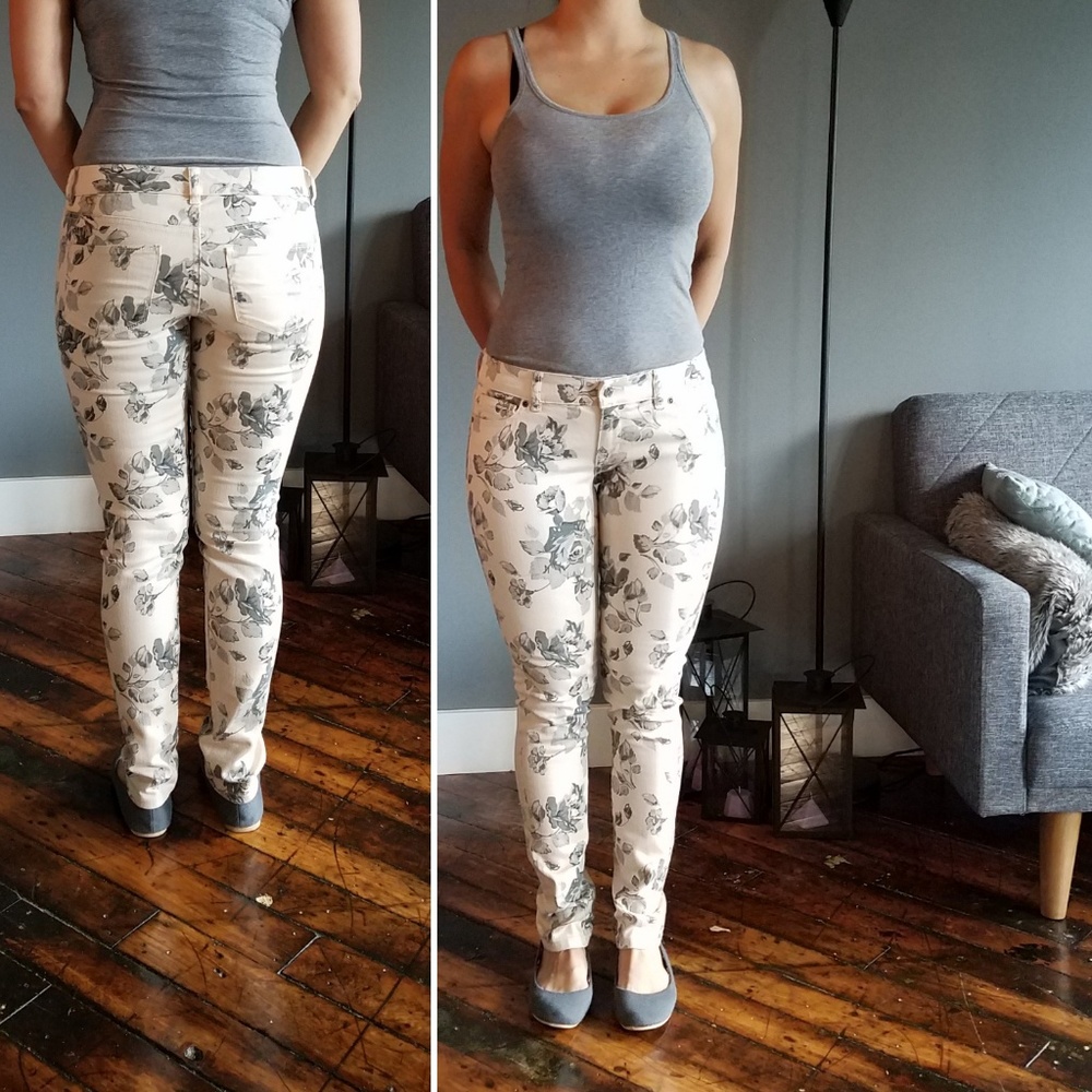 Flower print pants
